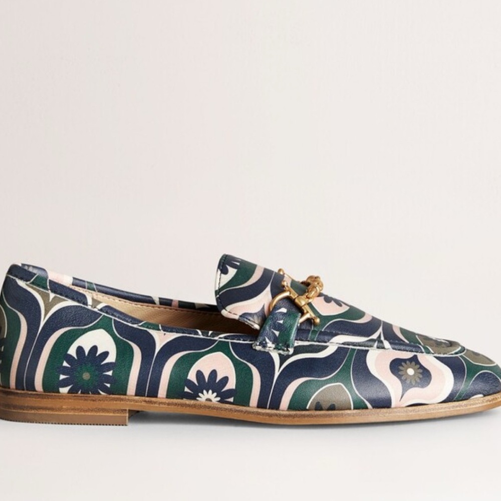 Boden Gold Snaffle Detail Patterned Leather  Loafers Floral Size 9.5